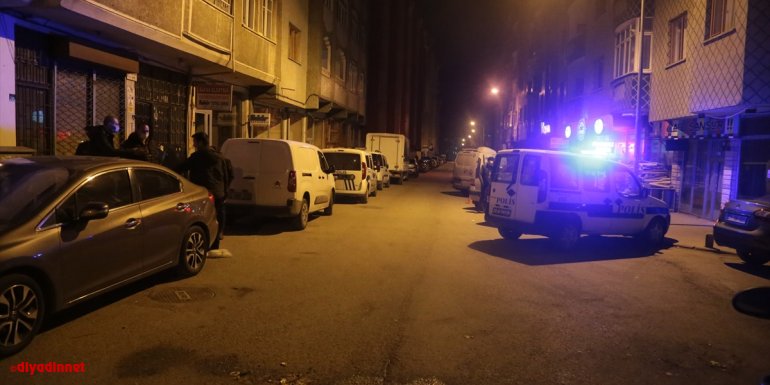 Erzurum'da kapalı olması gereken kahvehanedeki 17 kişiye idari işlem uygulandı