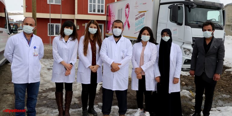 ERZURUM -Sağlık ekipleri salgına rağmen erken tanı için kırsalda kanserin izini sürdü1