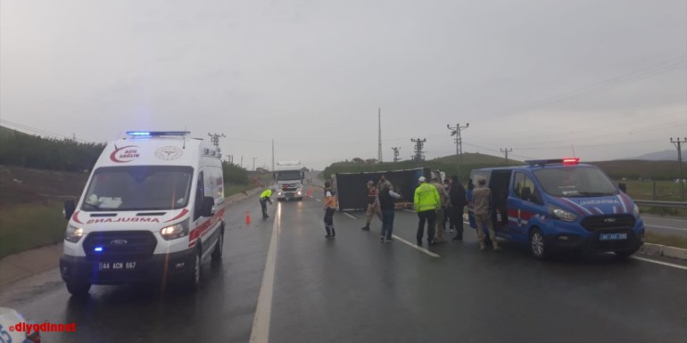 Malatya'da kamyon ile çarpışan traktörün sürücüsü öldü