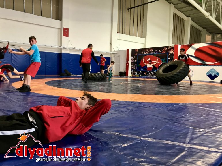 Milli Güreşçi Cihat ın hedefi dünya şampiyonluğu6