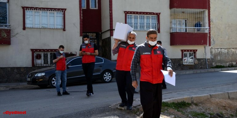 MUŞ - İhtiyaç sahibi ailelere yardım1