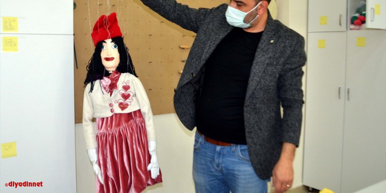 Muş'ta üniversite öğrencileri, yaptıkları kuklalarla çocuklara masalları sevdirecek