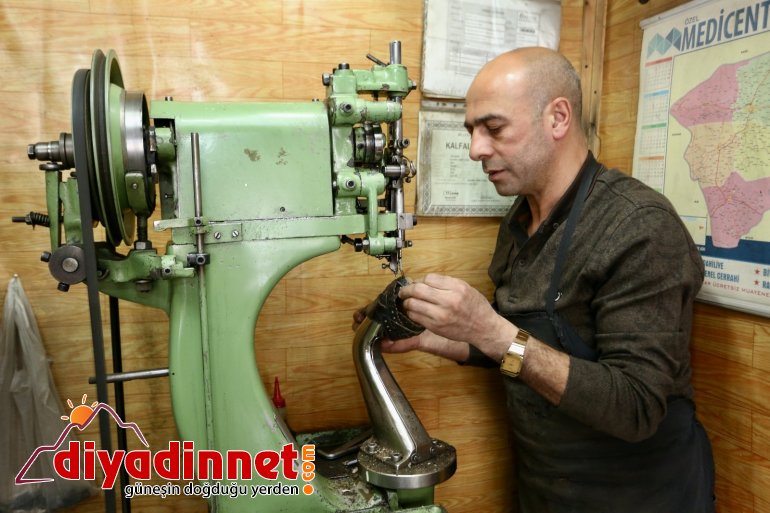 Nostalji kokan dükkanında dede mesleğini sürdürüyor1