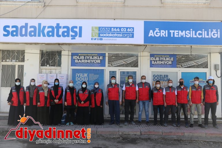 Sadakataşı Derneği gönüllüleri Ağrı