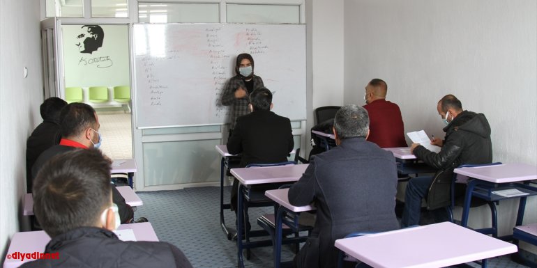 Saray'da "Sürü Yönetimi Elemanı Kursu" devam ediyor