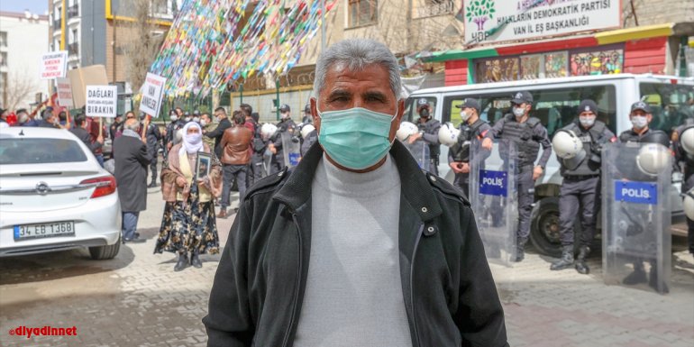 Van'daki evlat nöbetine 3 aile daha katıldı