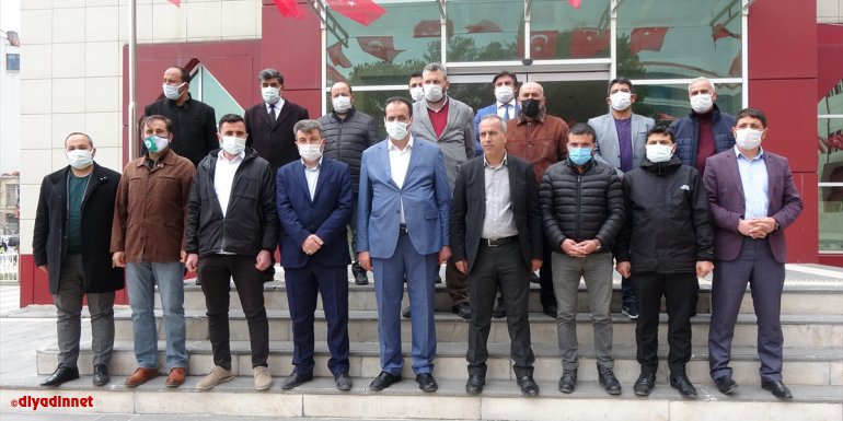 Erciş'te bazı emekli amirallerin açıklamasına ilişkin suç duyurusunda bulunuldu