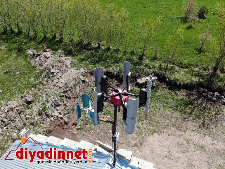 ABD'den Ağrı'daki köyüne dönüp kendi imkanlarıyla yaptığı rüzgar panelinden elektrik üretti