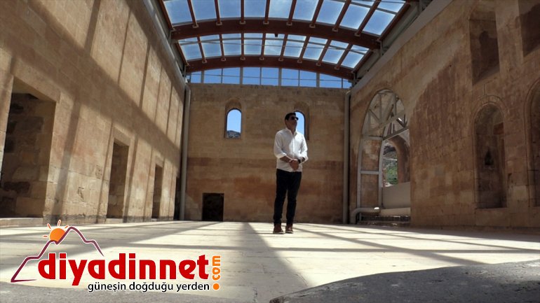 uzanan köyünden Girgin, yetiştirmek Tekin Hollywood