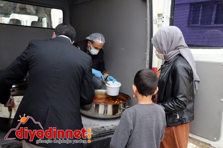 sahiplerinin hazırlanan donatıyor iftar yemekler, sofralarını - ihtiyaç pansiyonlarında Okul AĞRI 3