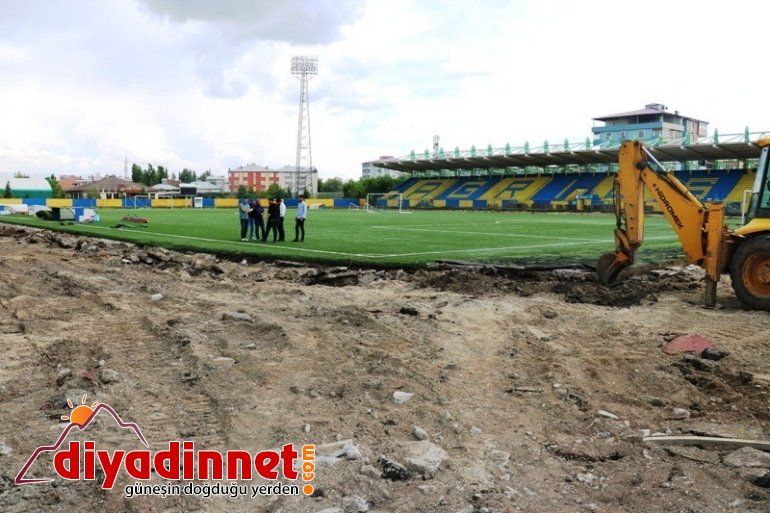 Ağrı Şehir Stadyumunun Tartan Pisti Yenileniyor1