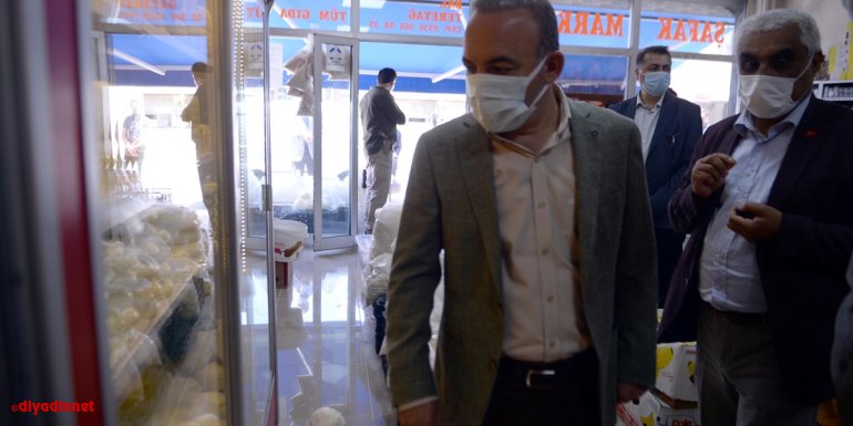 Ardahan Valisi Öner, Kovid-19 tedbirleri kapsamında yapılan denetimlere katıldı: