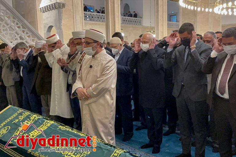 törenine Bakanı CHP Genel katıldı eski cenaze Başkanı Ağrı