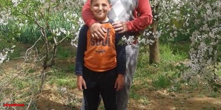 Elazığ'da futbol oynarken üzerine kale direği devrilen çocuk hayatını kaybetti
