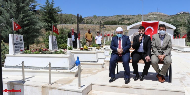 Elazığ Garnizon Şehitliği'nde anma töreni düzenlendi