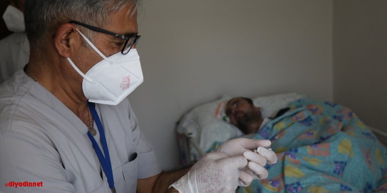 Erzincan'da tam bağımlı, orta düzey ve ağır engellilere Kovid-19 aşısı yapılmaya başlandı