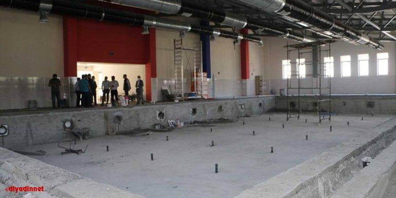 Erzurum'da yarı olimpik yüzme havuzunun yapımında sona gelindi