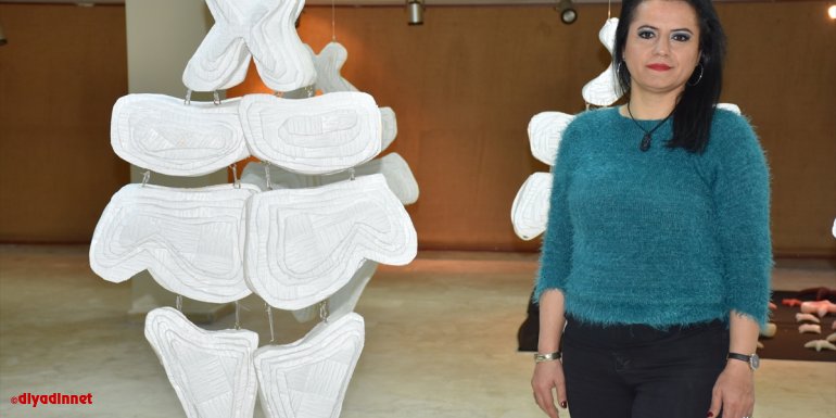 Hakkari'de heykeltıraş Firdevs Sağlam ikinci sergisini açtı