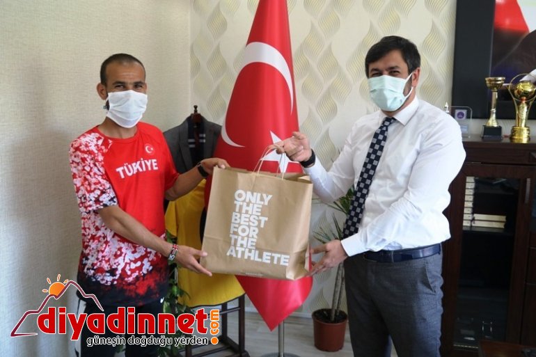 İl Müdürü Çalgan sporcuları tebrik etti3