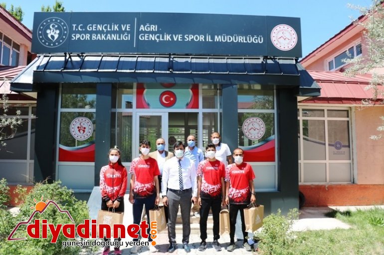İl Müdürü Çalgan sporcuları tebrik etti5