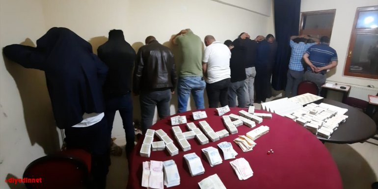 Kars'ta kumar oynayan ve Kovid-19 tedbirlerini ihlal eden 13 kişiye para cezası kesildi