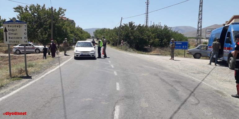 Malatya'da jandarma ekipleri Kovid-19 denetimlerini sürdürdü