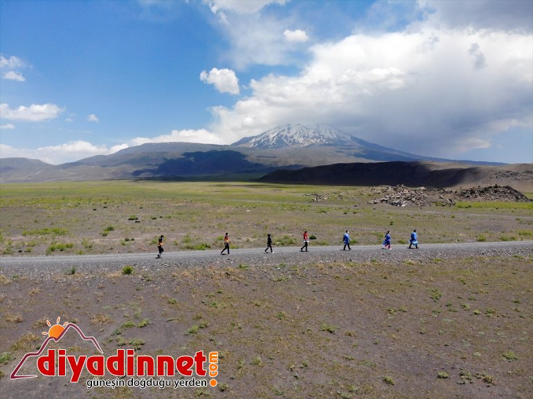 harcıyor çaba yoğun vatandaşları kırsaldaki ekipleri engelli aşılamak için Sağlık 2