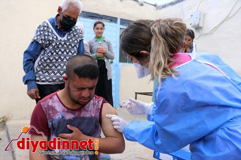 ekipleri yoğun engelli aşılamak Sağlık vatandaşları kırsaldaki için harcıyor çaba 18