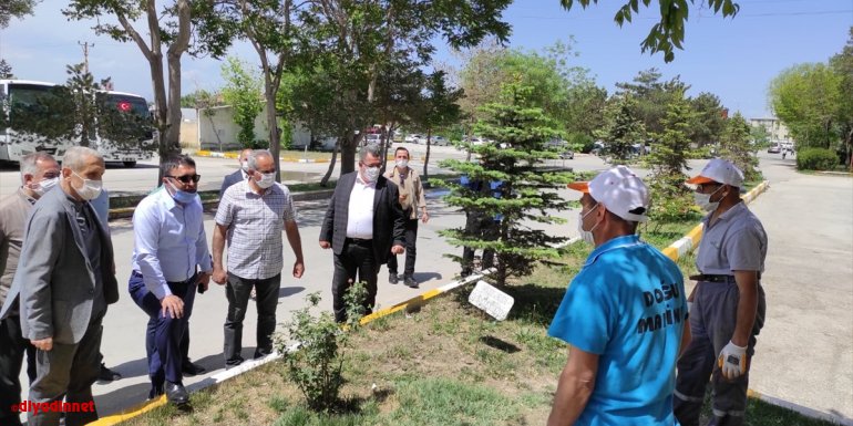 Van Büyükşehir Belediyesi Genel Sekreteri Çelikel, hizmet tesislerini inceledi