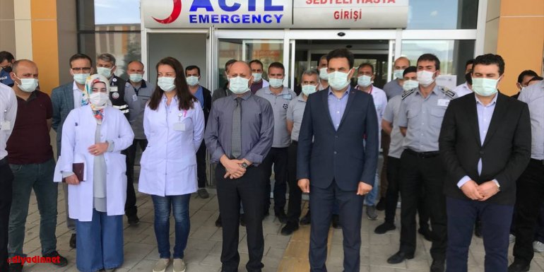 Van'da sağlık çalışanları ve güvenlik personelini darbeden kişi hakkında suç duyurusunda bulunuldu