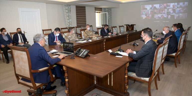 Van'da tam kapanma sürecinde yapılacak çalışmalar değerlendirildi