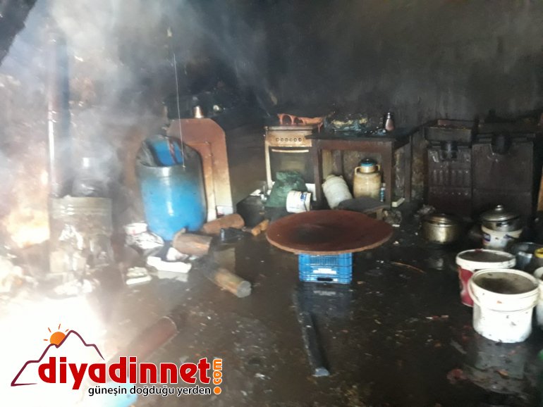 Ağrı da korkutan yangın4