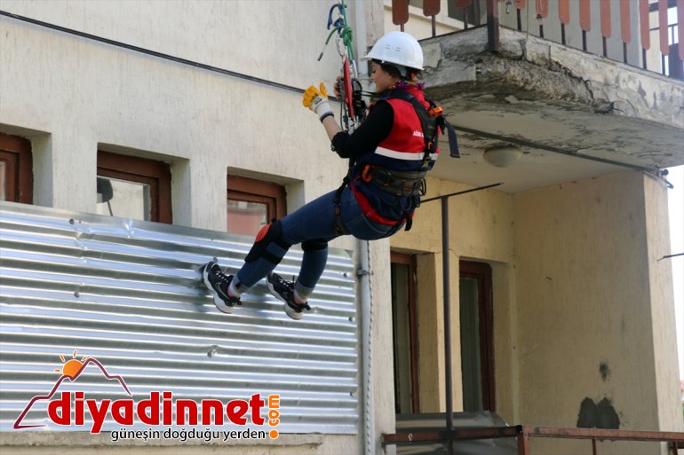 Gönüllü öğretmenler kurtarma tatbikatı arama AĞRI ve - yaptı 11