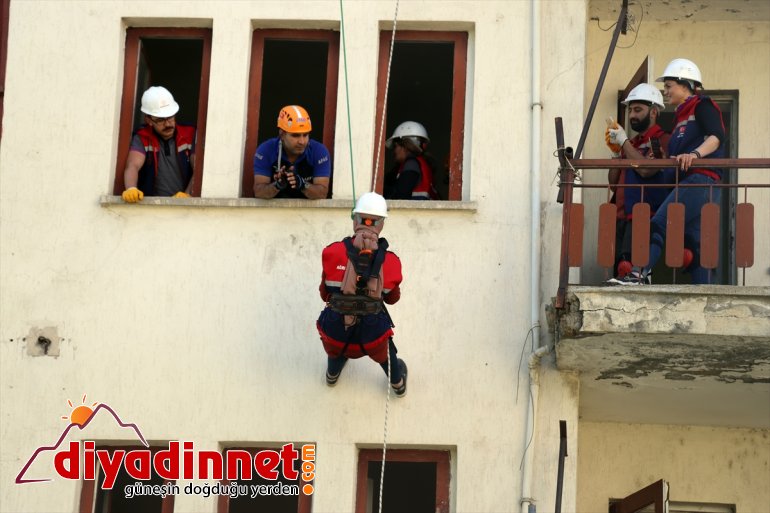 AĞRI - öğretmenler yaptı ve Gönüllü tatbikatı arama kurtarma 12