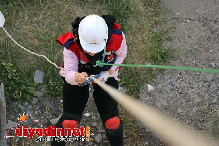 AĞRI Gönüllü yaptı - ve öğretmenler kurtarma arama tatbikatı 16