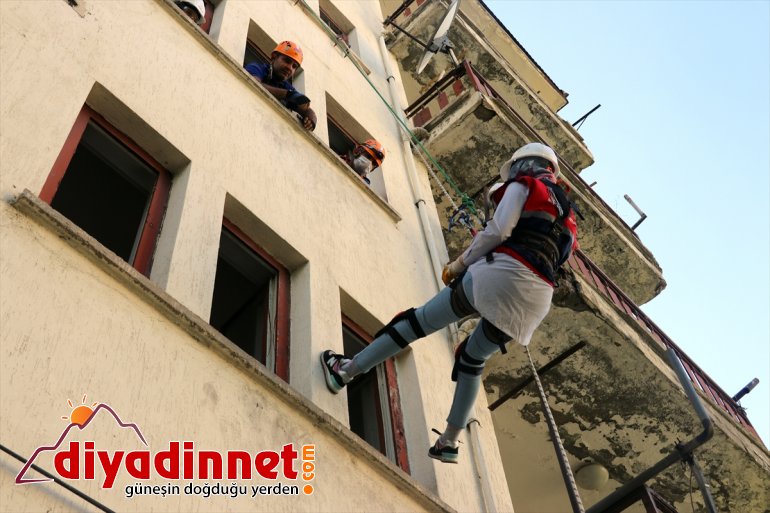 arama ve tatbikatı kurtarma Gönüllü - yaptı öğretmenler AĞRI 17