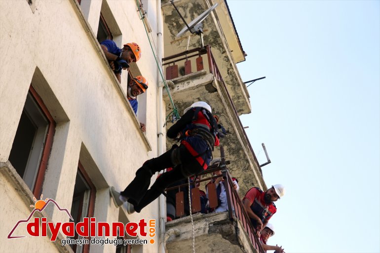 AĞRI kurtarma ve - arama yaptı tatbikatı öğretmenler Gönüllü 8