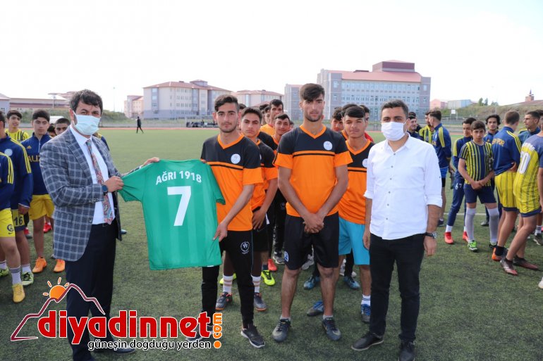 Ağrı GSİM den Amatör Kulüplere Malzeme Desteği5