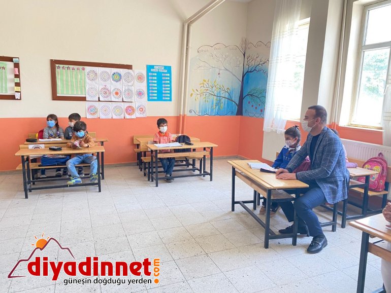 Ağrı Milli Eğitim Müdürü Tekin Doğubayazıt taki köy okullarını ziyaret etti7