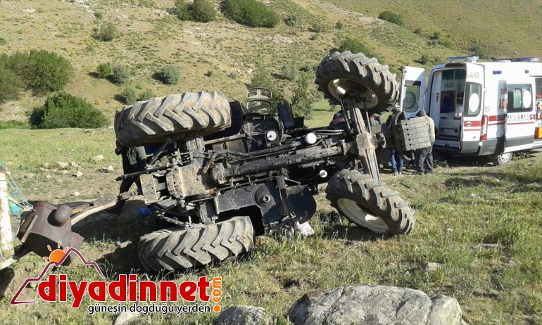 Ağrı'da devrilen traktördeki 4 kişi yaralandı