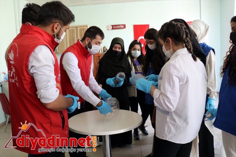 dönüştürülüyor topladıkları atık pet saksısına Ağrı