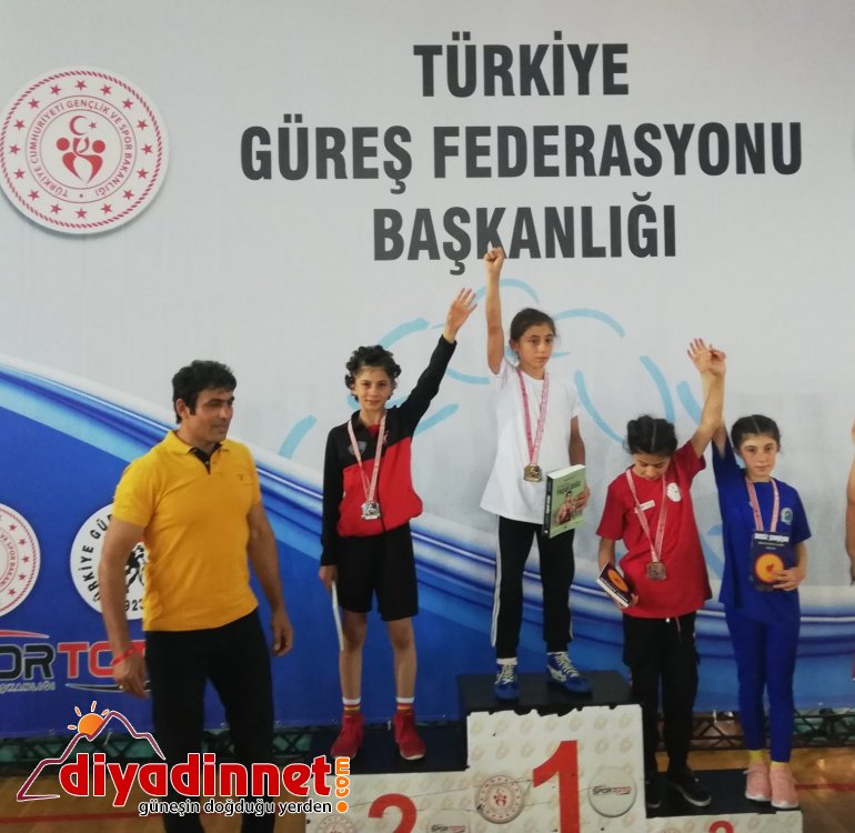 ağrılı güreşçi şampiyon1