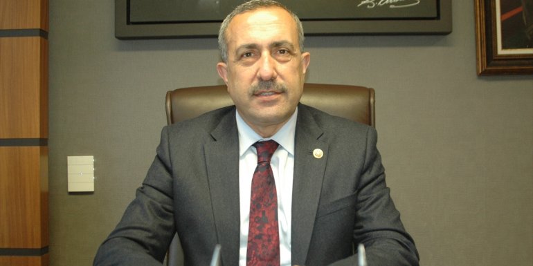 AK Parti Van Milletvekili Arvas'tan vatandaşlara "aşı yaptırın" çağrısı