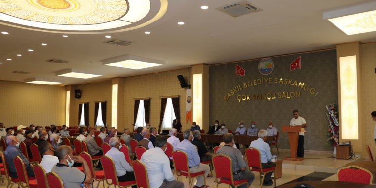 Baskil Kayısı Üreticileri Birliği Başkanlığına Zafer Yüzgeç yeniden seçildi