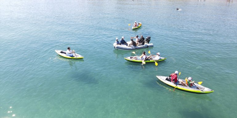Van Gölü'nde su sporları etkinliği düzenlendi
