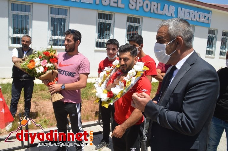 Eleşkirt te Türkiye lerine Muhteşem Karşılama Yapıldı4