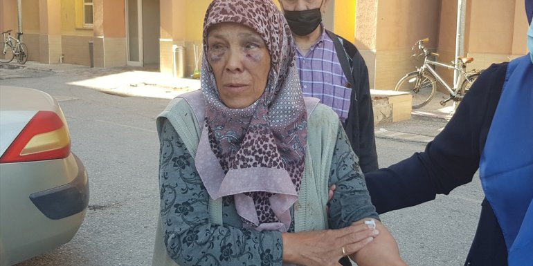 Erzincan'da evinde darbettiği kadının para ve ziynet eşyasını gasbettiği iddia edilen zanlı yakalandı
