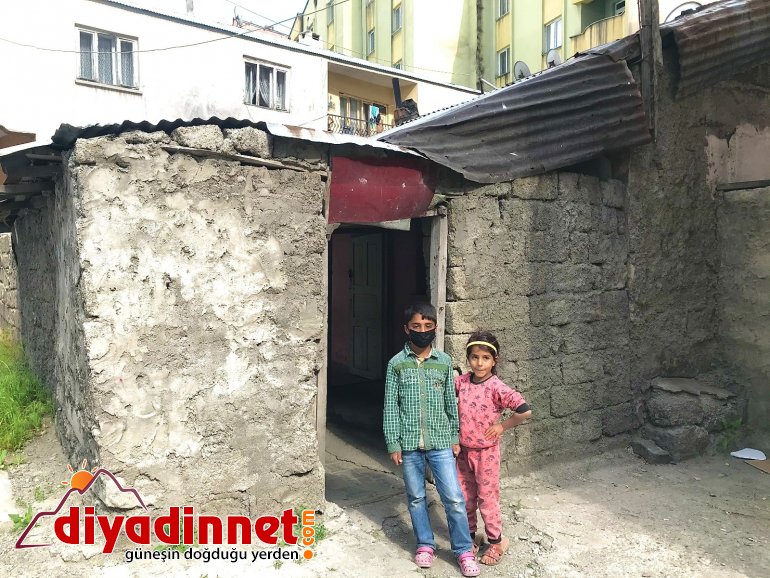 Geçirdiği beyin kanamasıyla yatağa mahkum olan Suriyeli Havin yeniden yürüyebilmenin hayalini kuruyor2