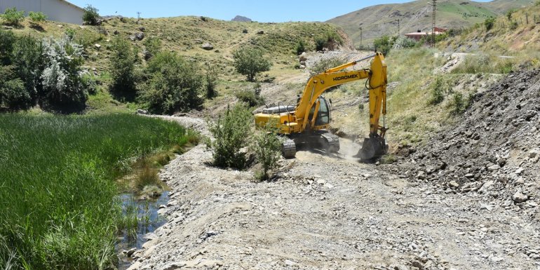 Hakkari Belediyesi 50 milyon lira borç ödedi, 25 milyon liranın üzerinde yatırım yaptı