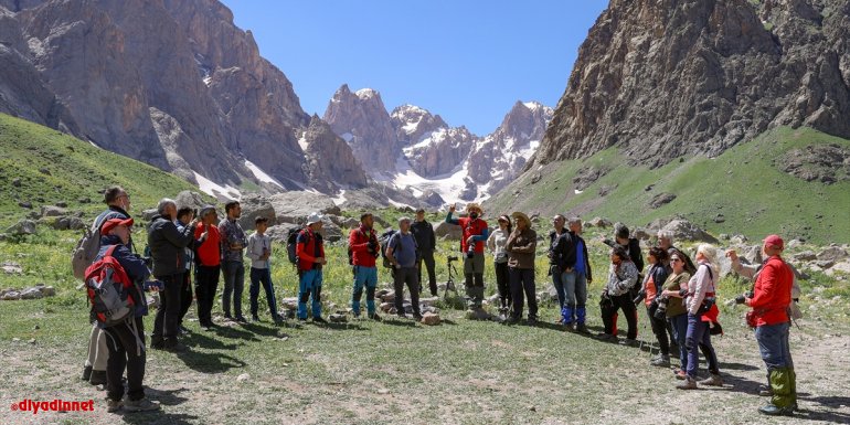 Hakkari'deki Cilo Dağları, doğa ve fotoğraf tutkunlarının yeni rotası oldu